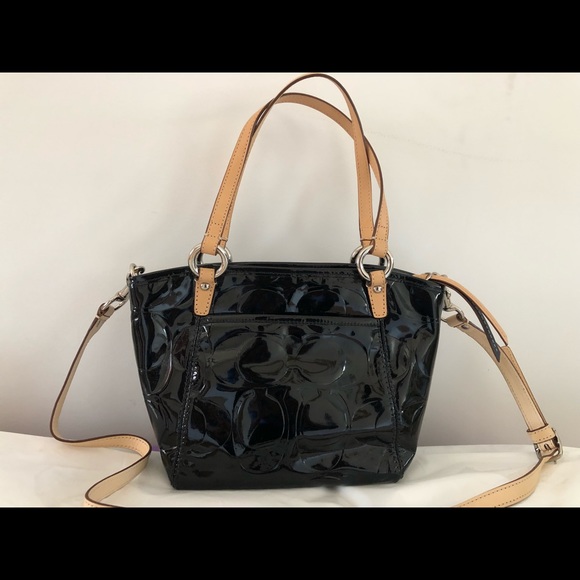 Coach Shoulder or Crossbody bag - Picture 3 of 6